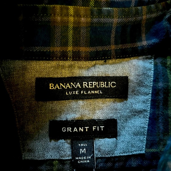 Banana Republic button-down shirt. - Picture 2 of 2